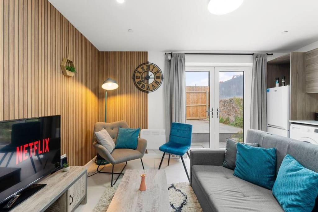 Modern Spacious Three Bedrooms With Private Garden Cardiff Eksteriør billede